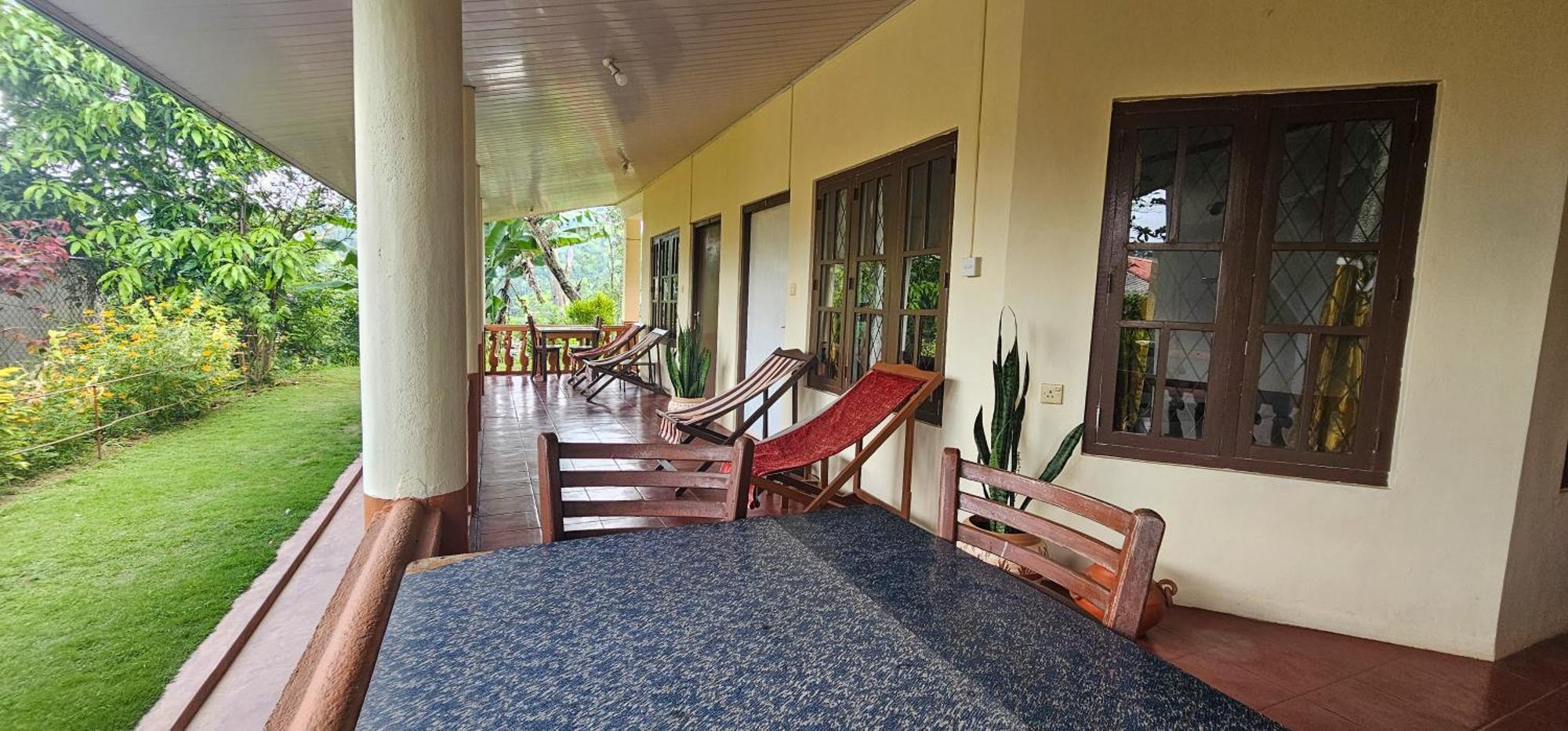 Hilltop Guest House Ella Room photo